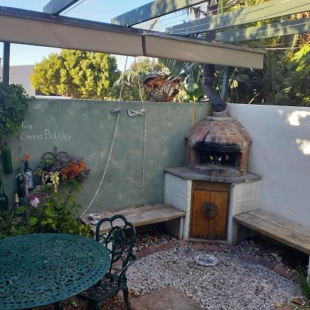 Sol Y Sombra Apartment Bettys Bay Bagian luar foto