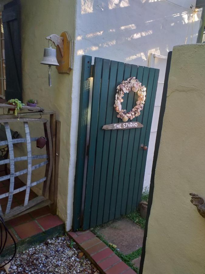 Sol Y Sombra Apartment Bettys Bay Bagian luar foto